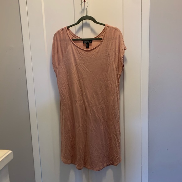 Plus size T-shirt dress - Picture 1 of 2